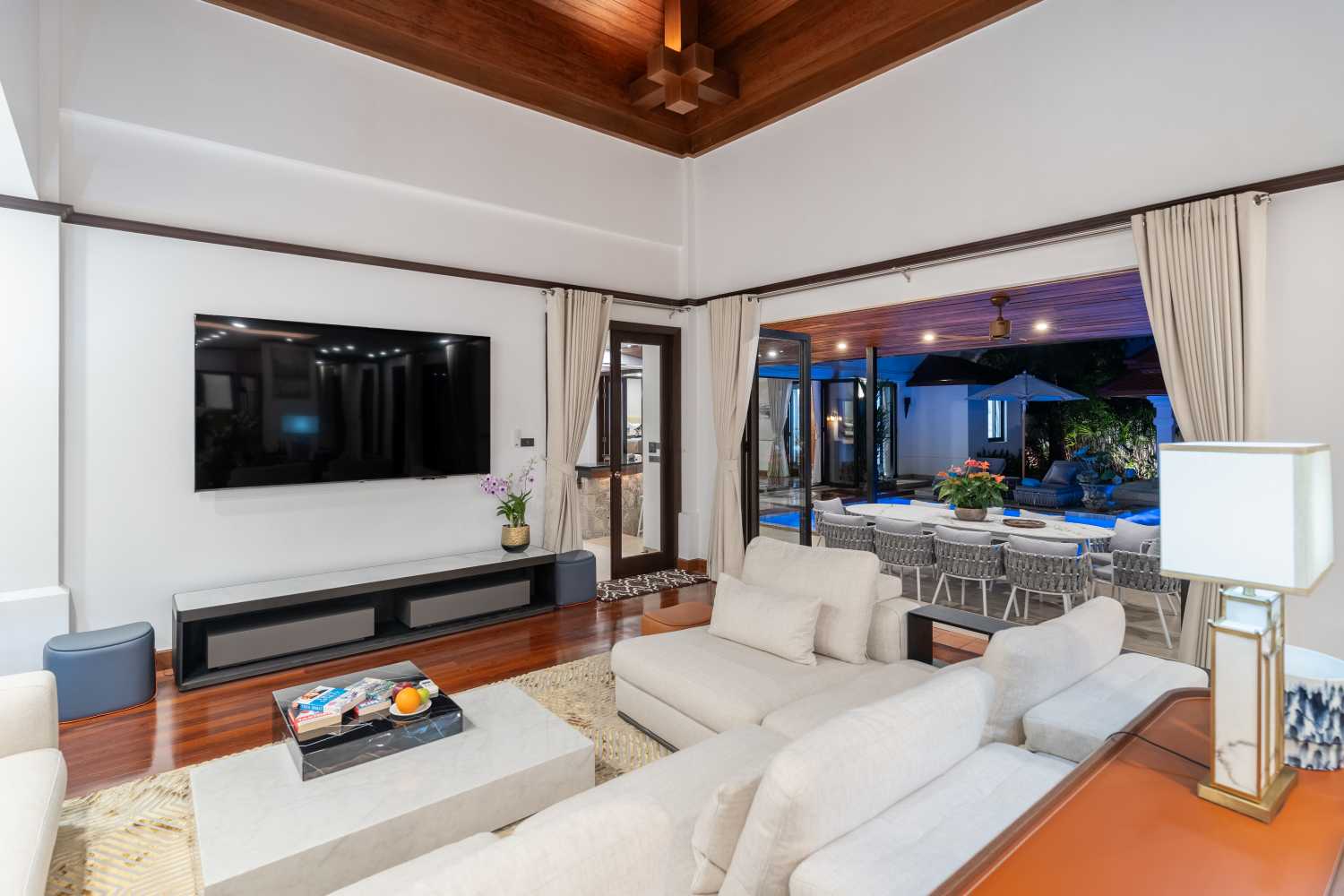 Property image - full photo 18