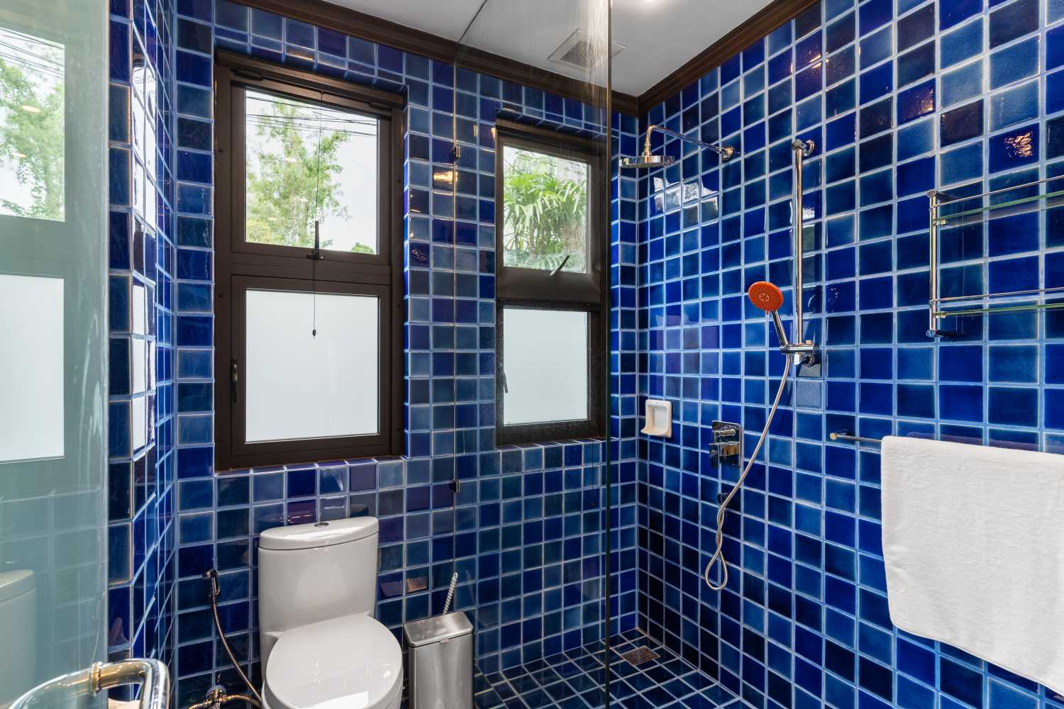 Property image - full photo 56