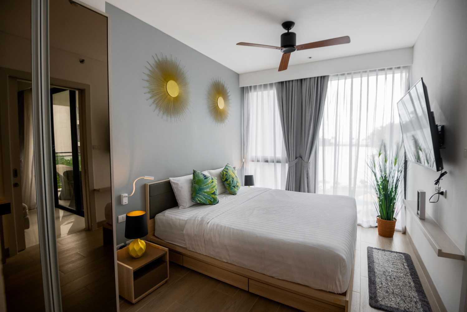 Property image - full photo 1