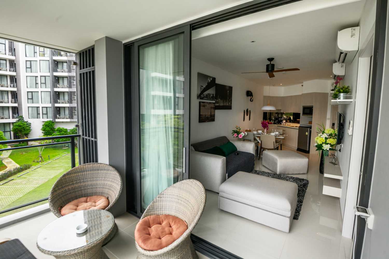 Property image - full photo 14