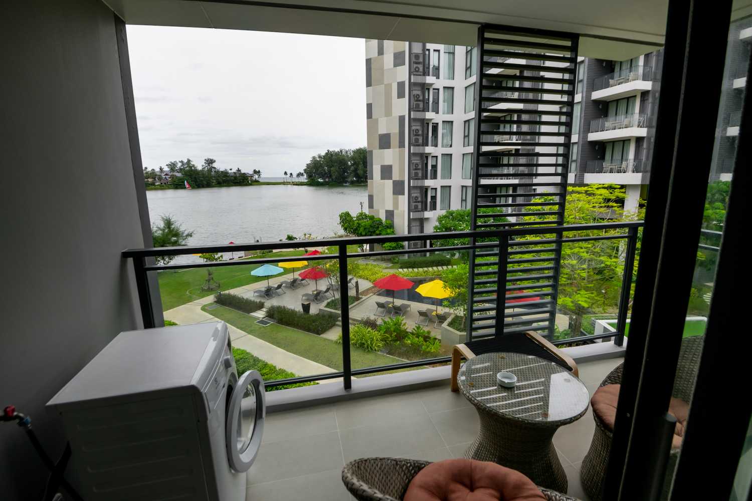 Property image - full photo 2