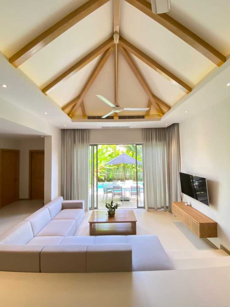 Property image - full photo 9