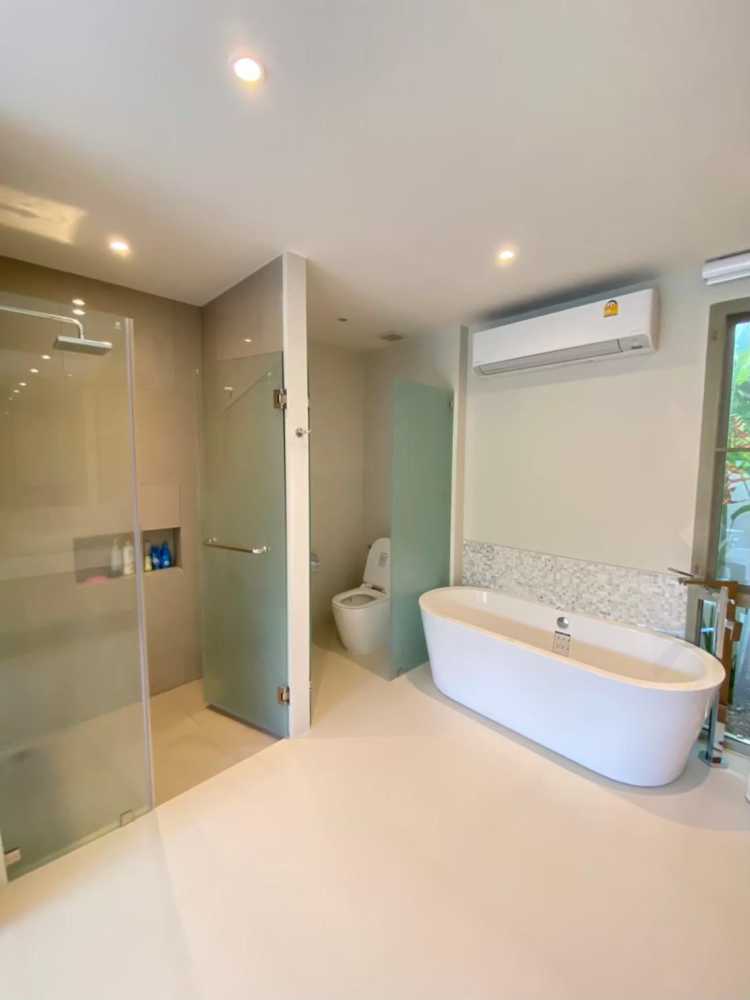 Property image - full photo 15