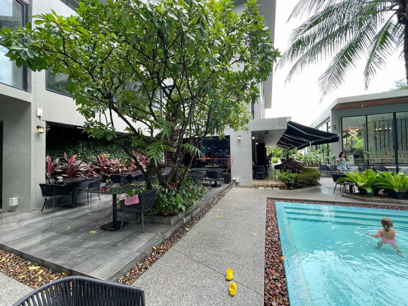 Property image - full photo 12