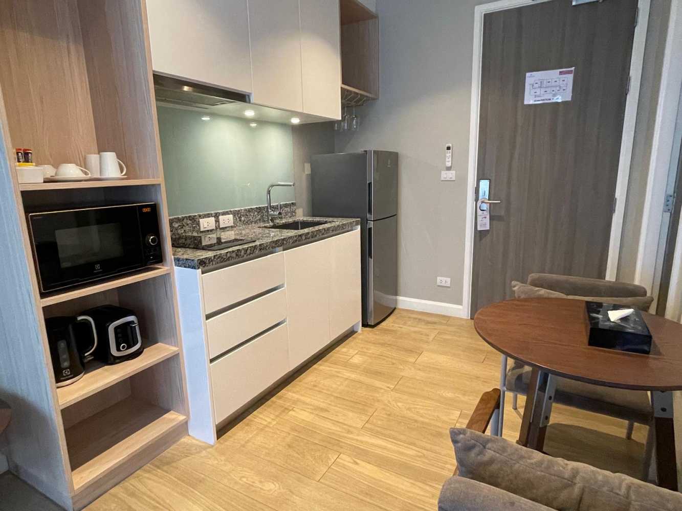 Property image - full photo 4