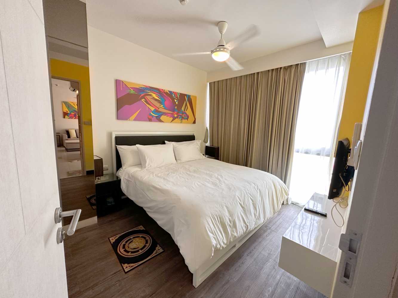 Property image - full photo 2