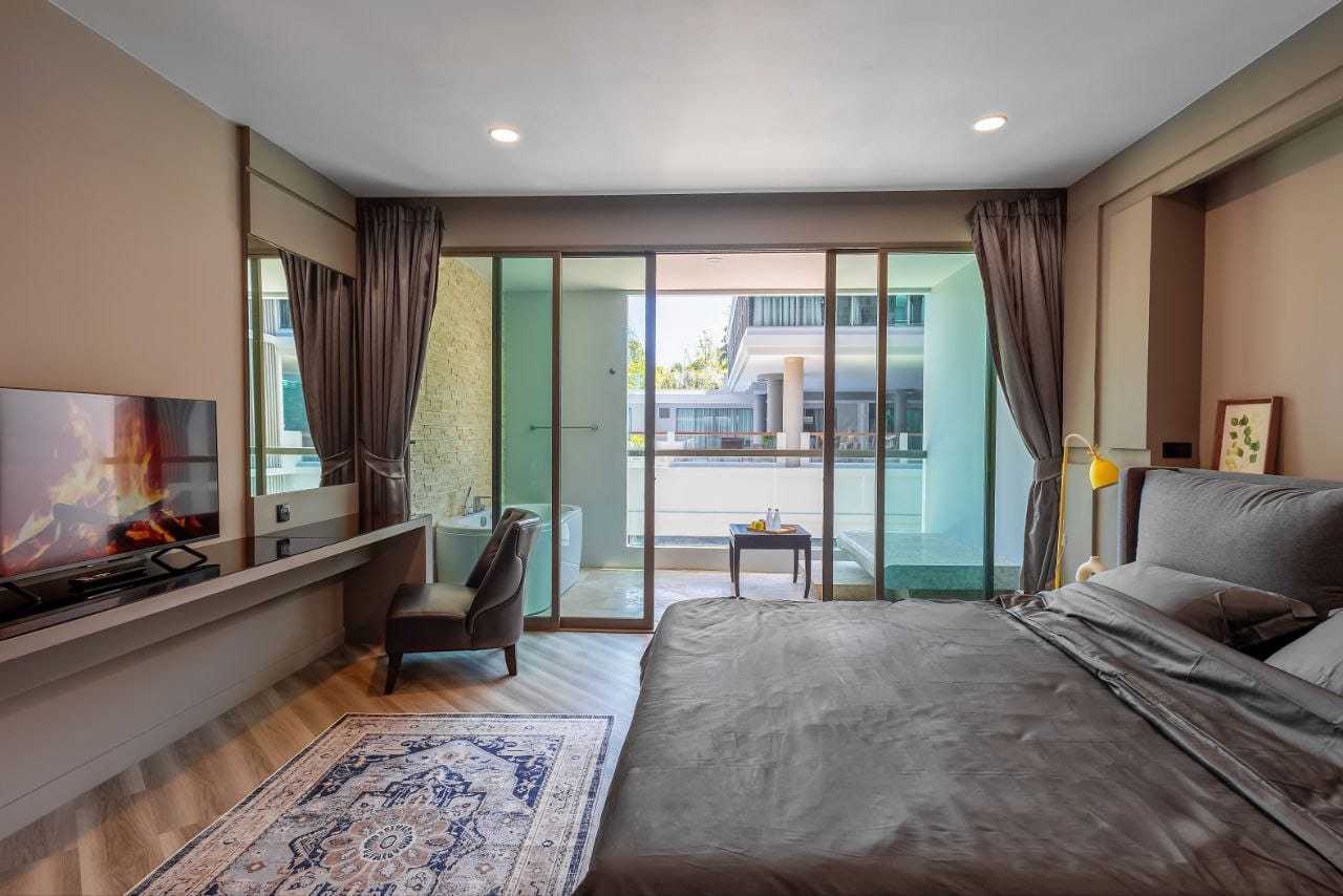 Property image - full photo 2