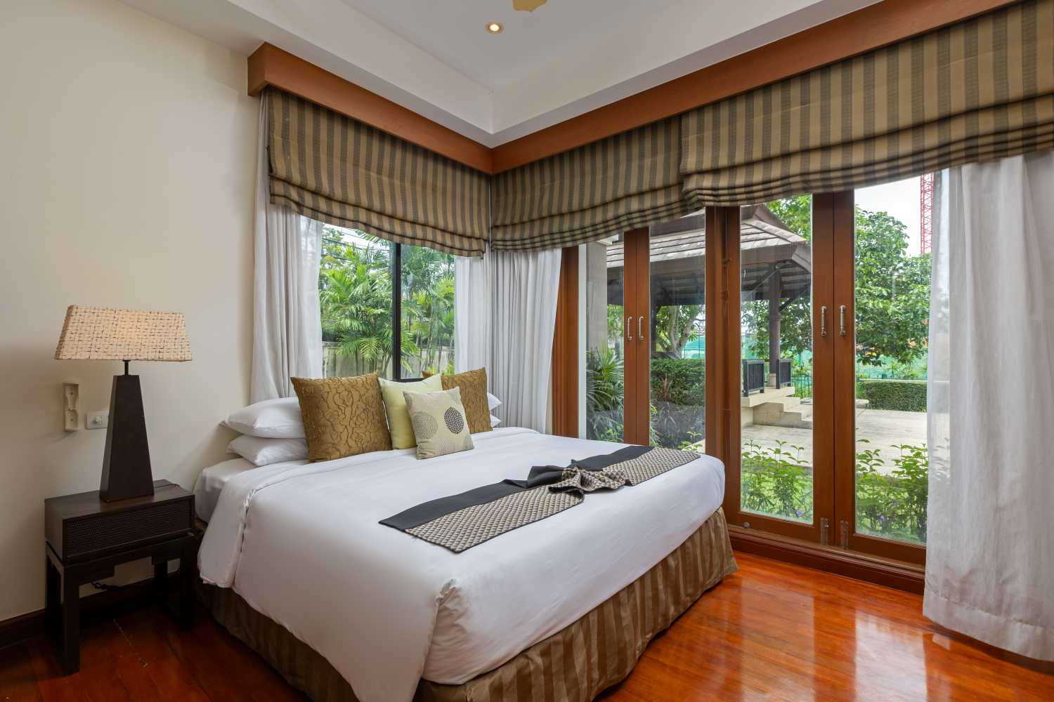Property image - full photo 14