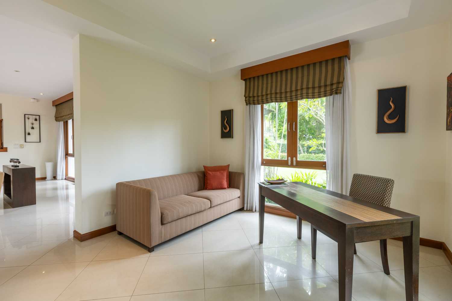 Property image - full photo 12