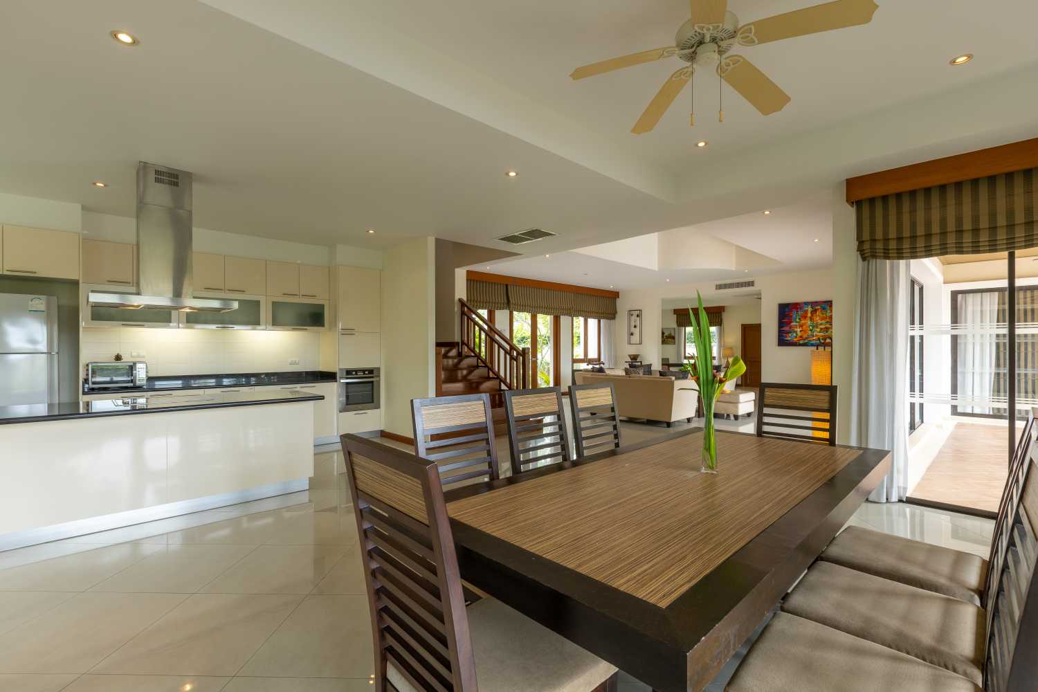 Property image - full photo 8