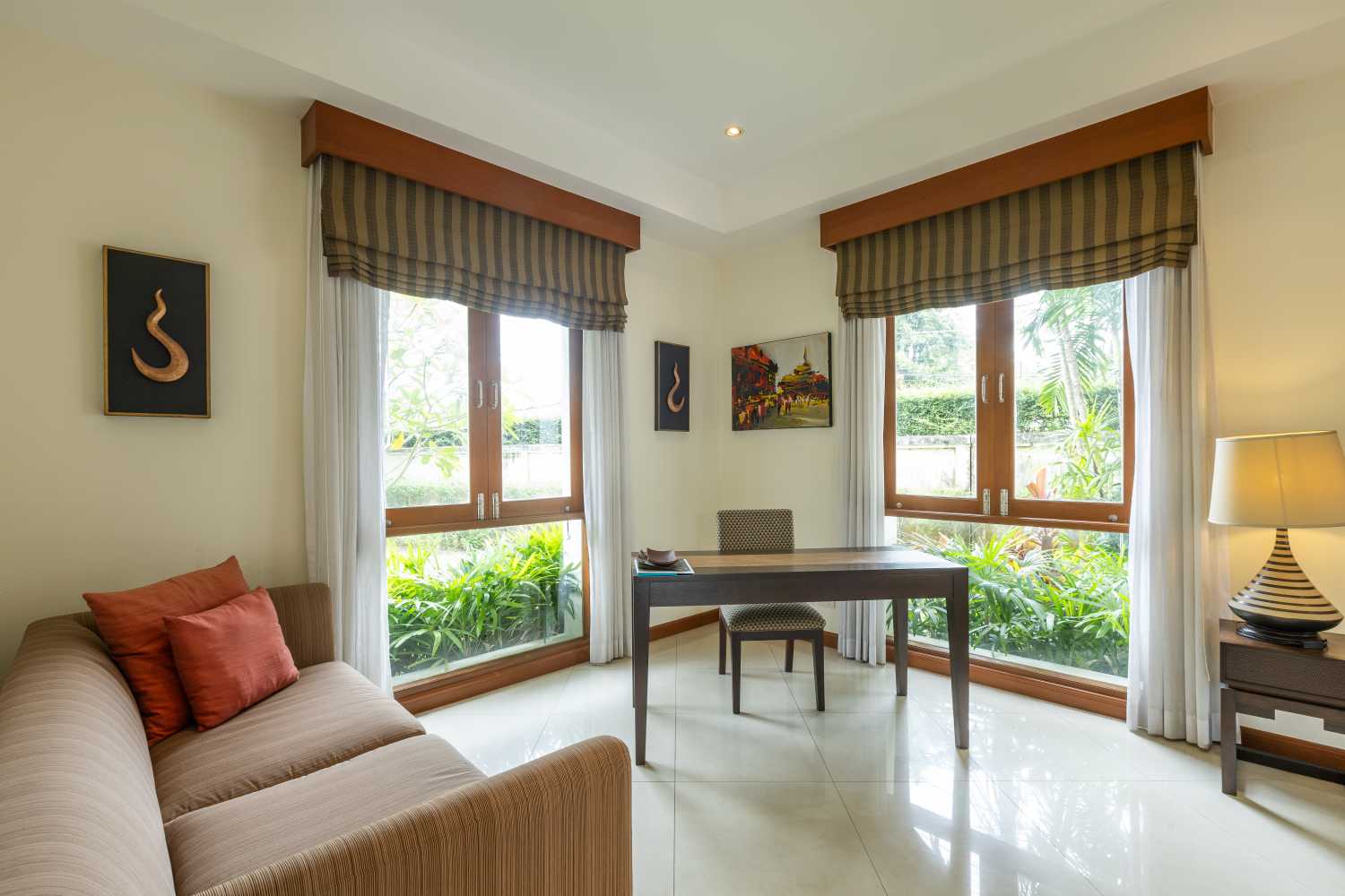 Property image - full photo 11