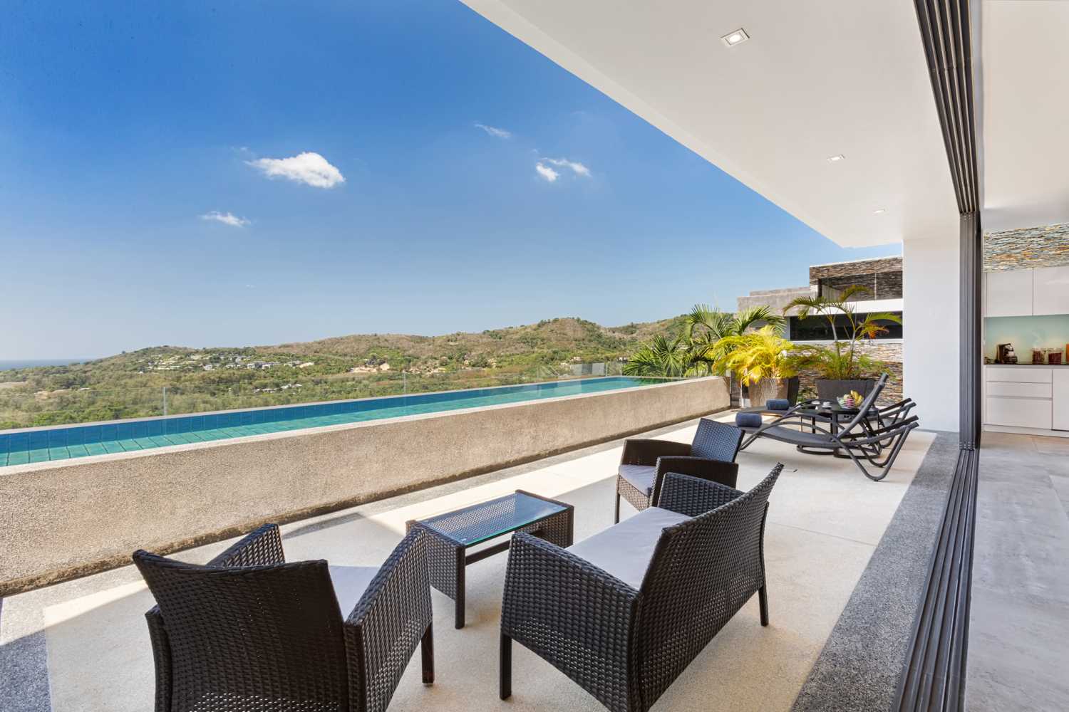 Property image - full photo 31
