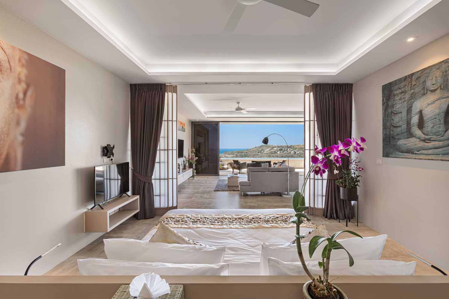 Property image - full photo 12
