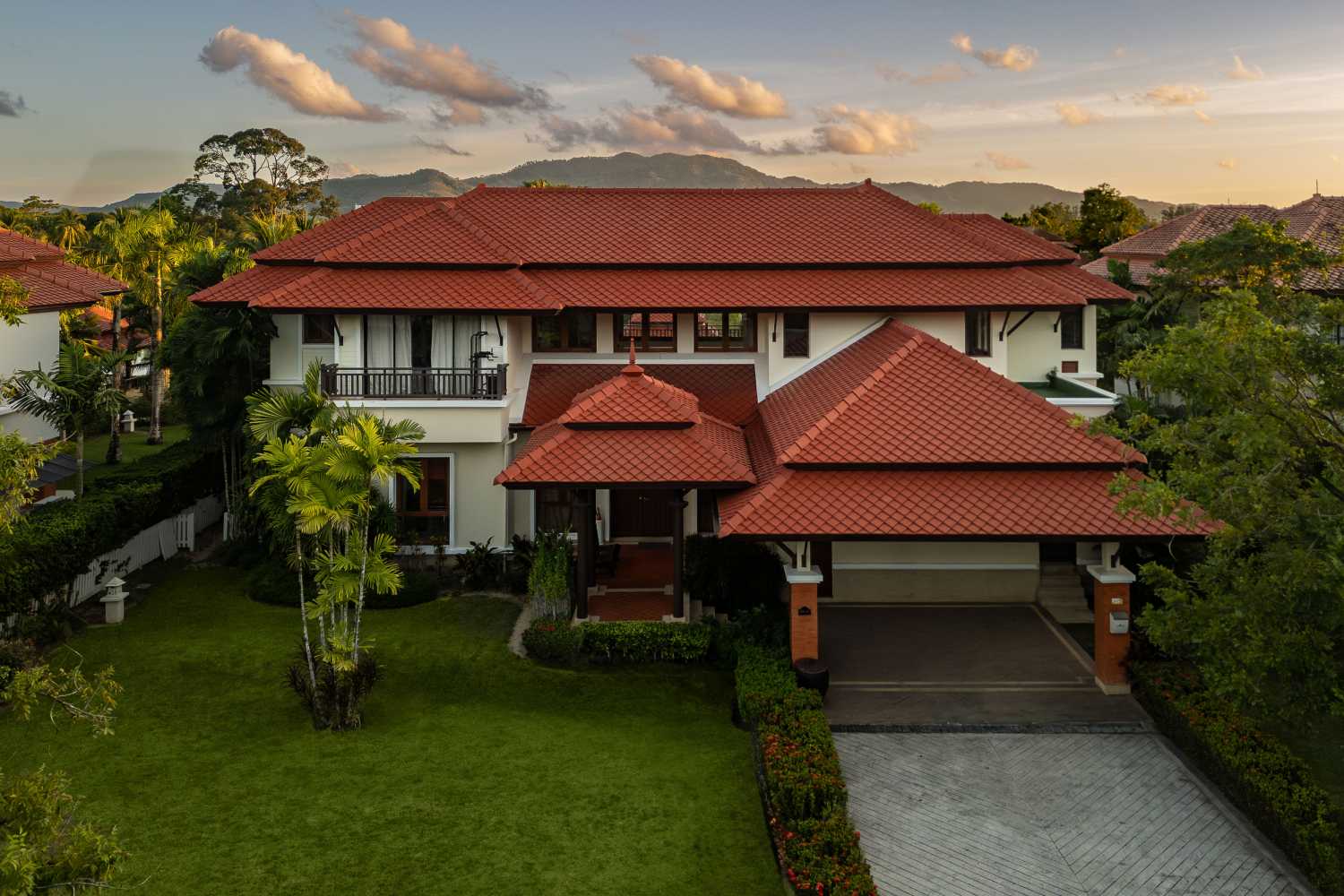 Property image - full photo 50