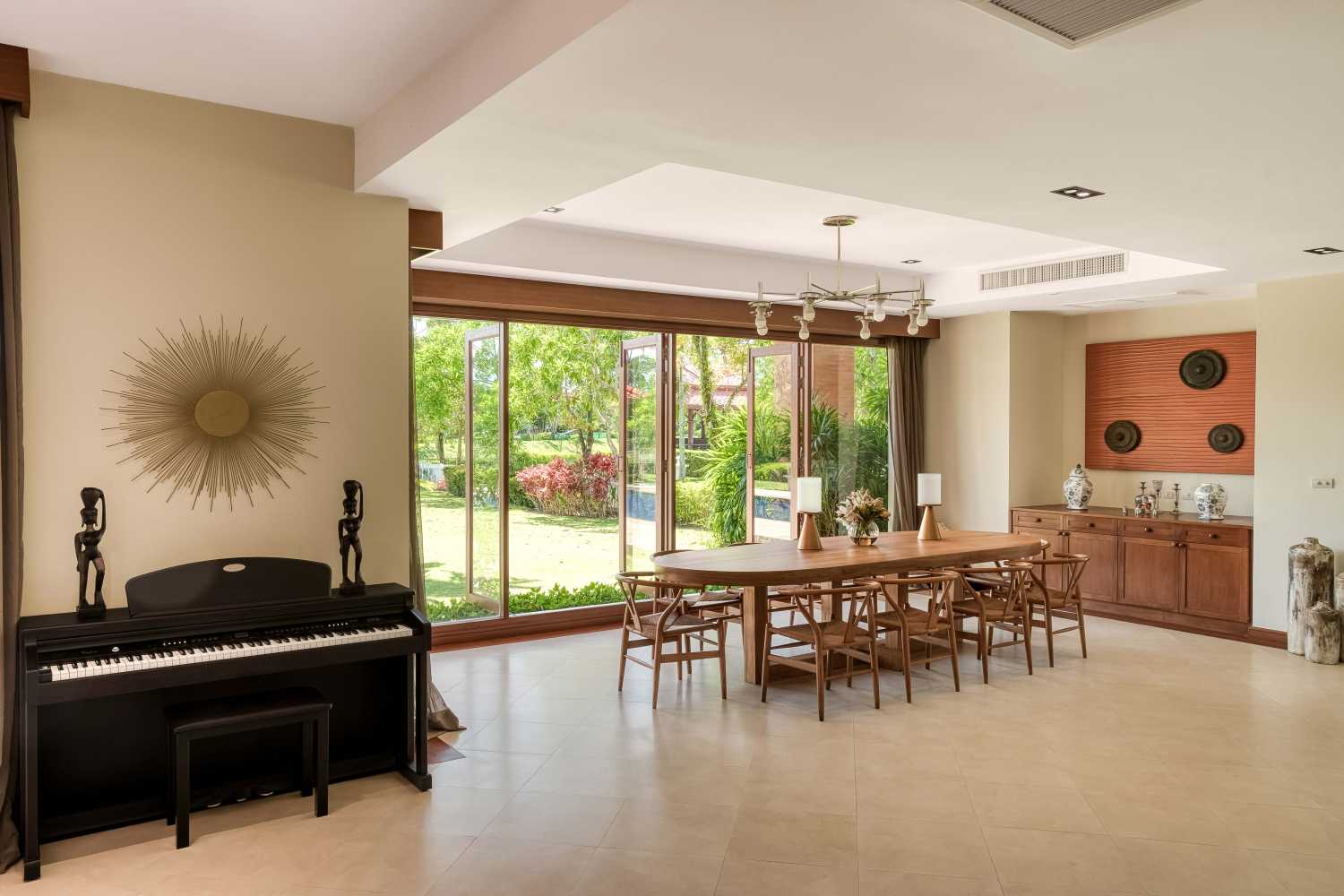 Property image - full photo 15