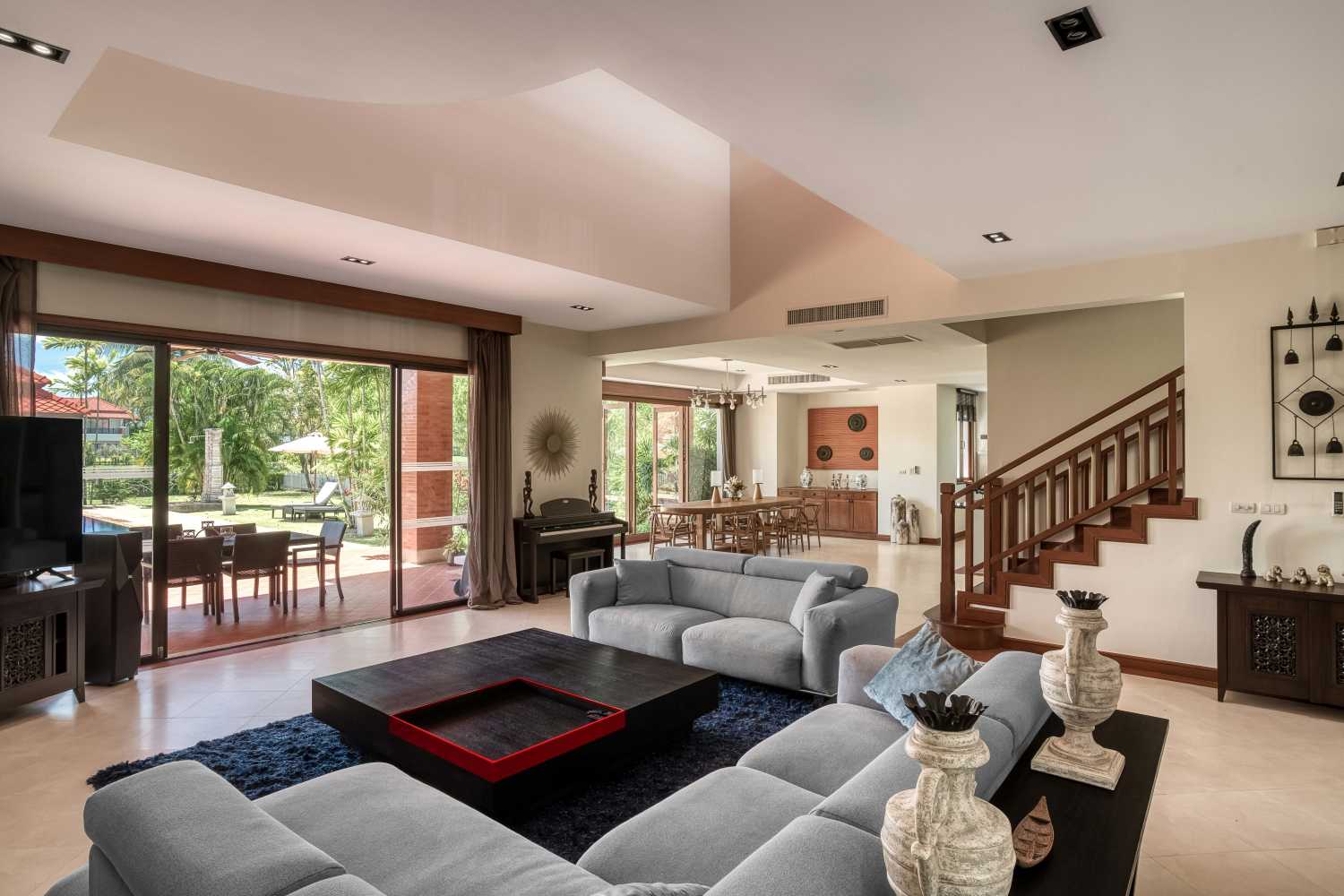 Property image - full photo 9