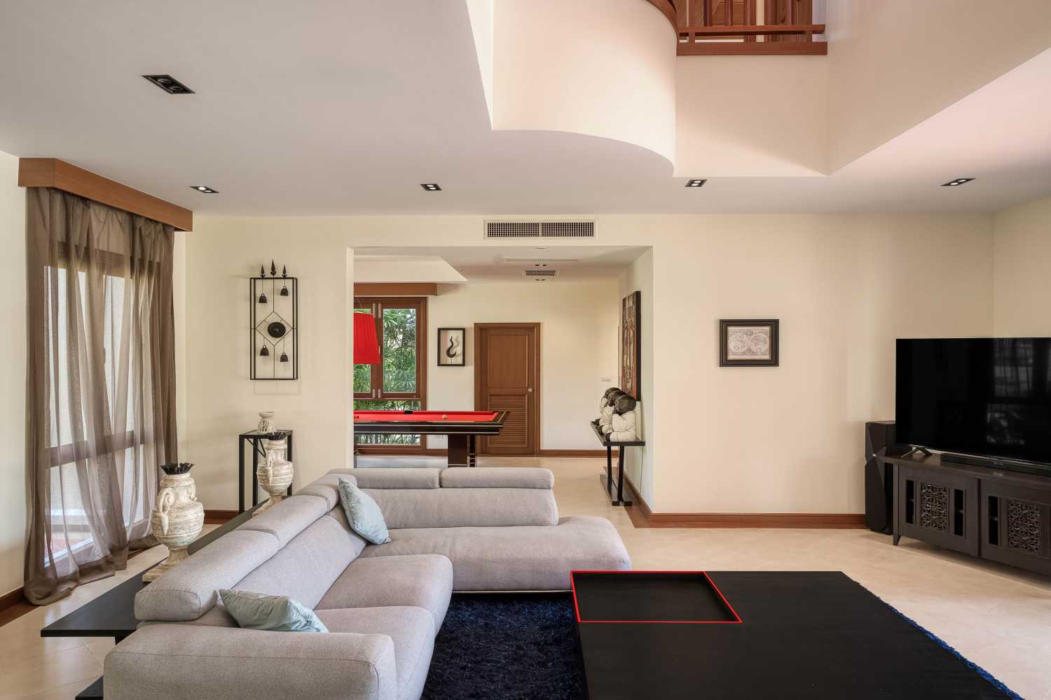 Property image - full photo 11