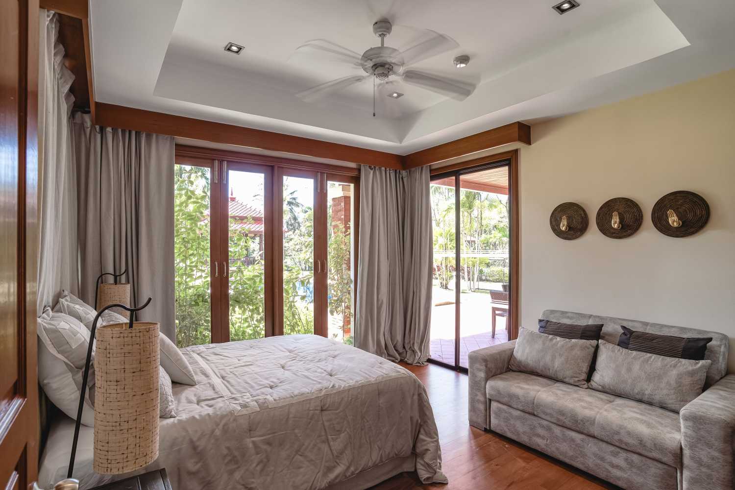 Property image - full photo 35
