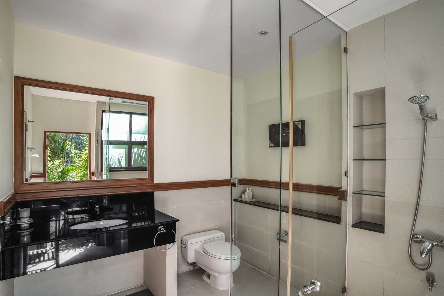 Property image - full photo 41