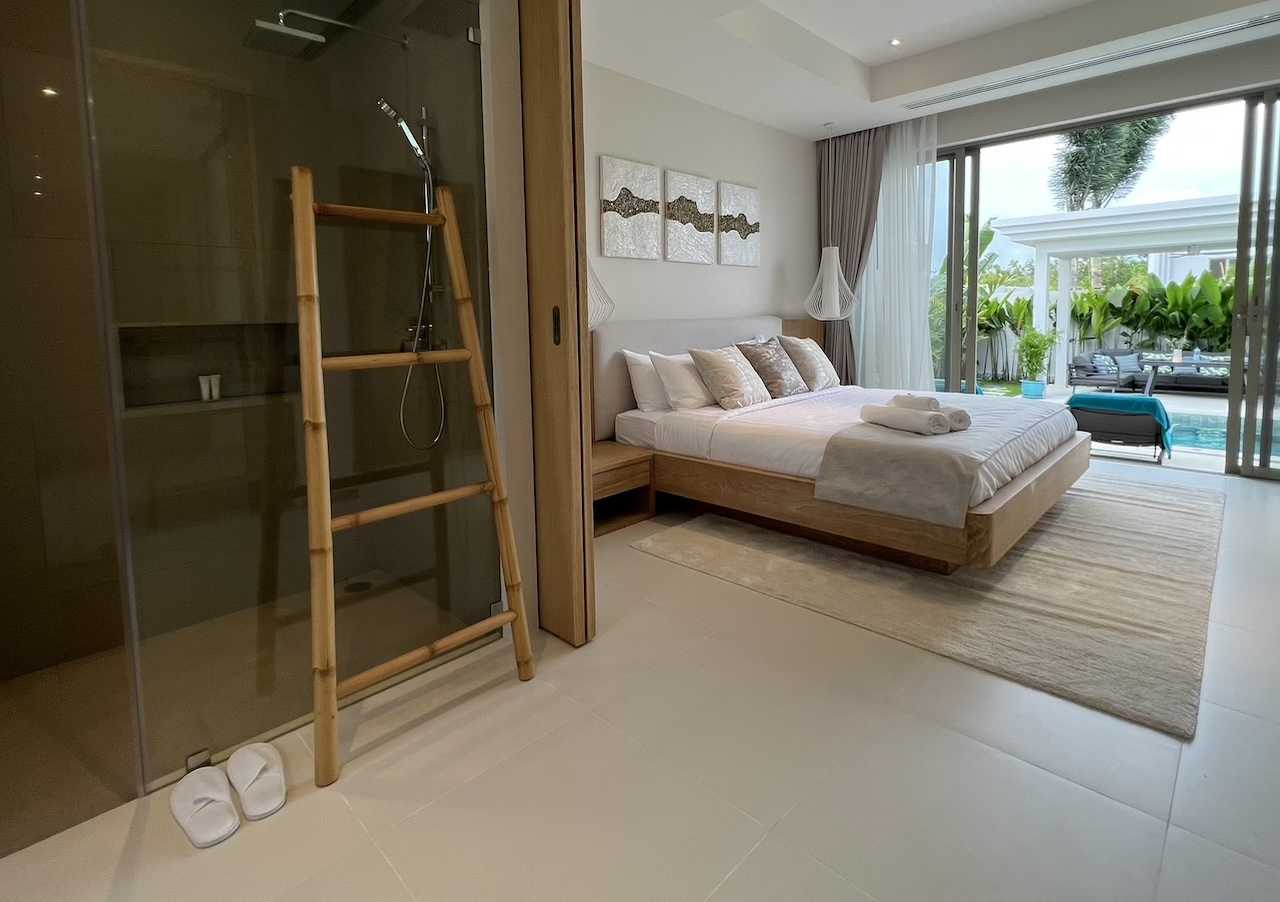 Property image - full photo 6