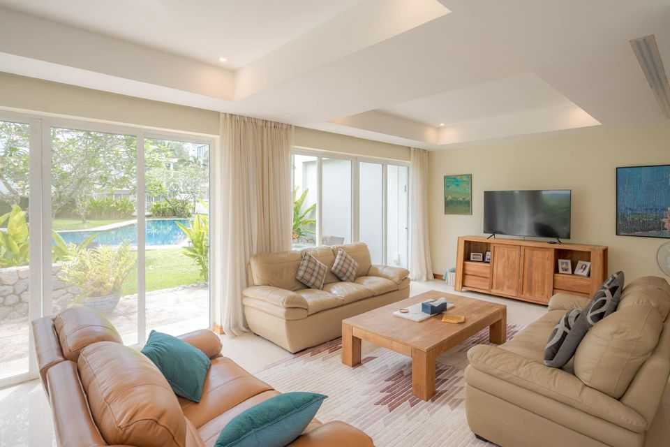 Property image - full photo 5