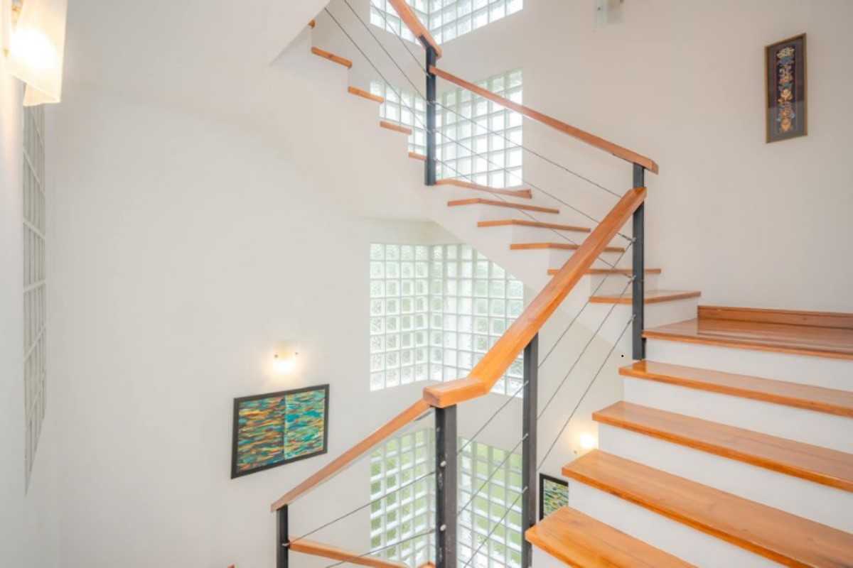 Property image - full photo 10