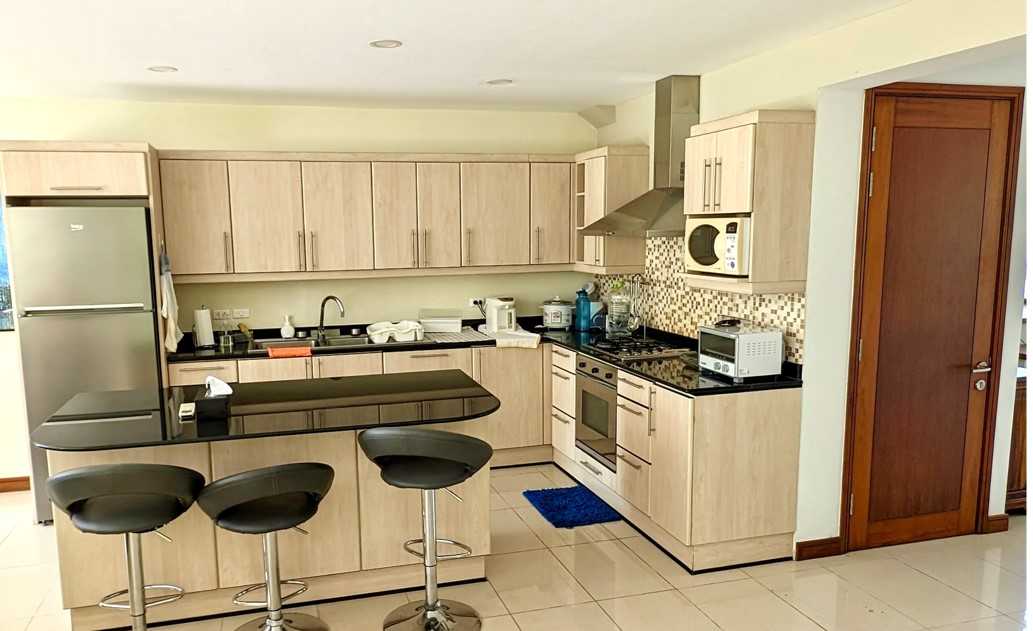 Property image - full photo 9