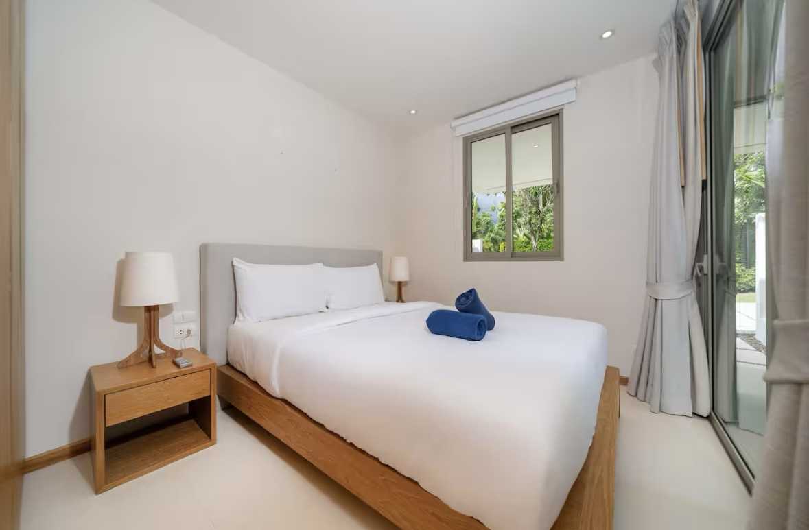 Property image - full photo 10