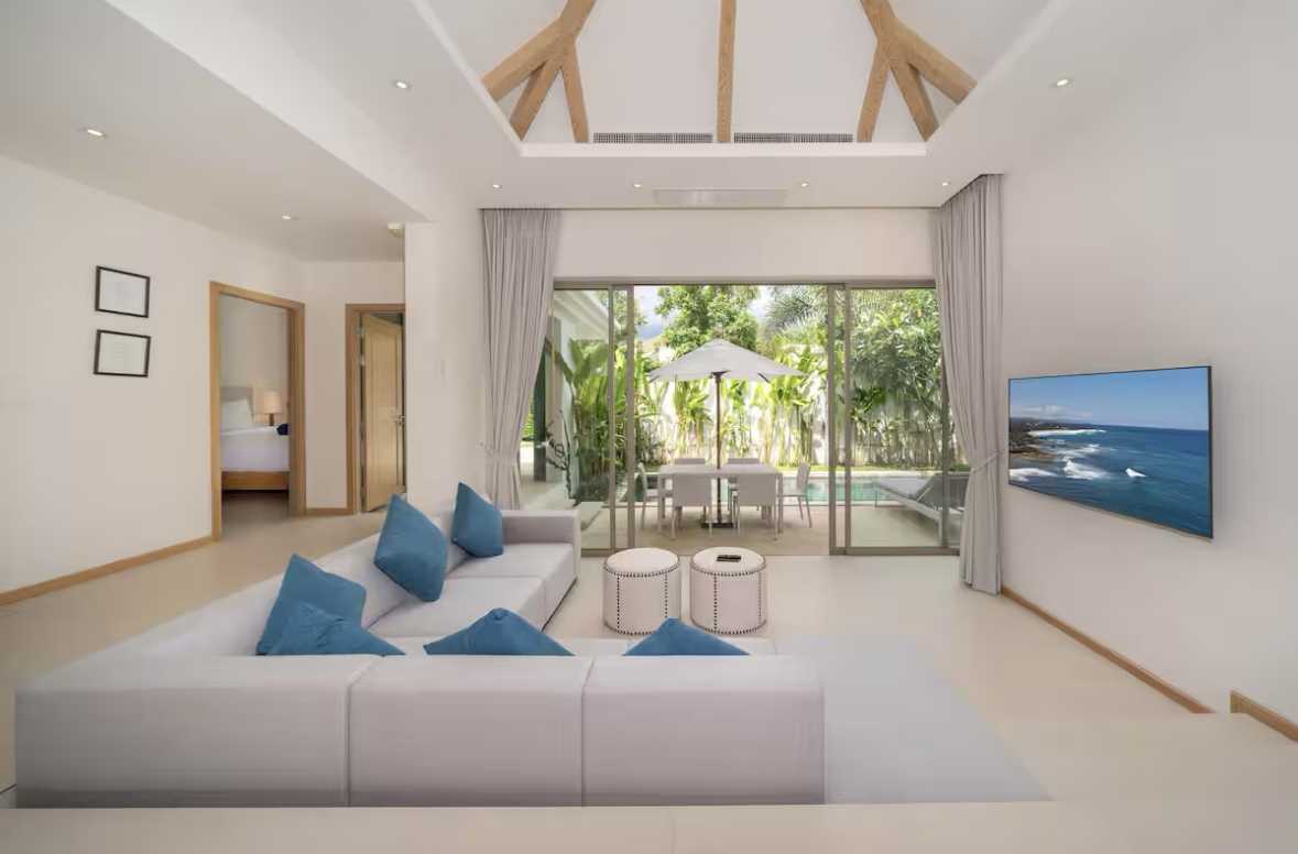 Property image - full photo 3