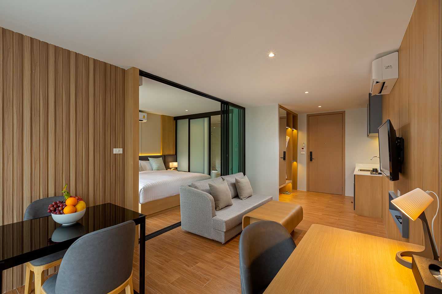 Property image - full photo 6