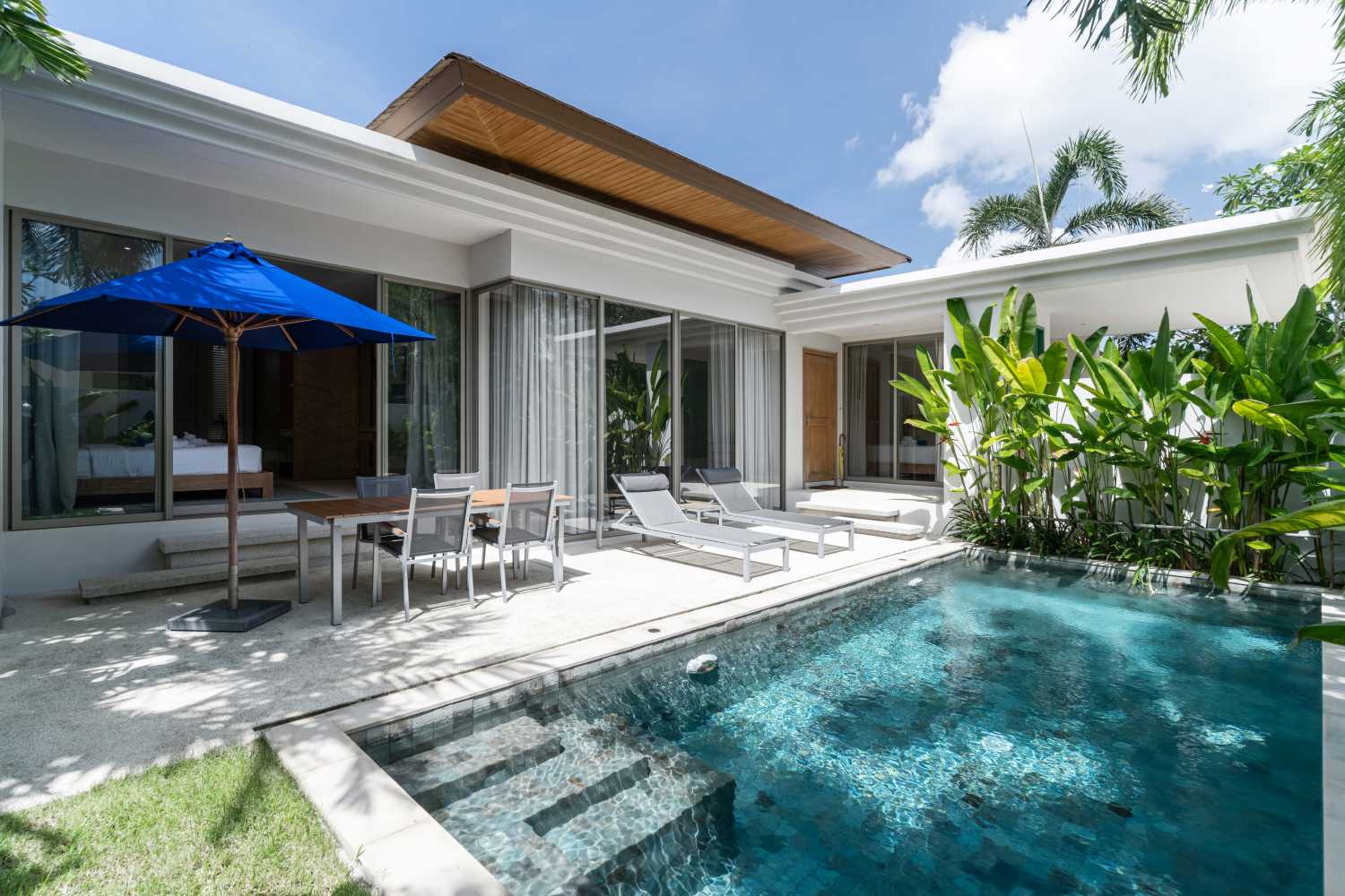 Property image - full photo 17