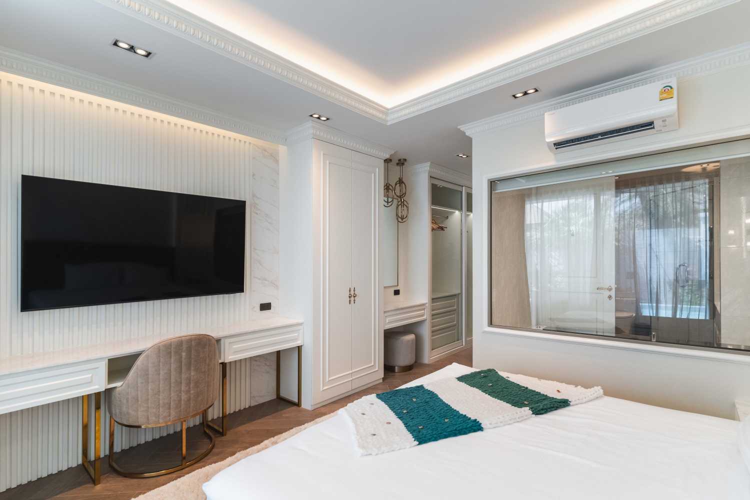 Property image - full photo 18