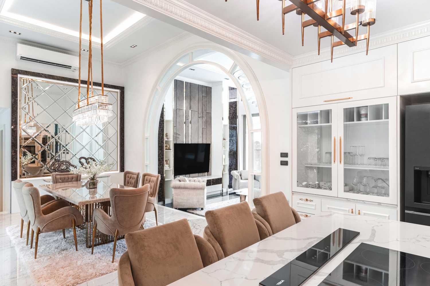 Property image - full photo 10