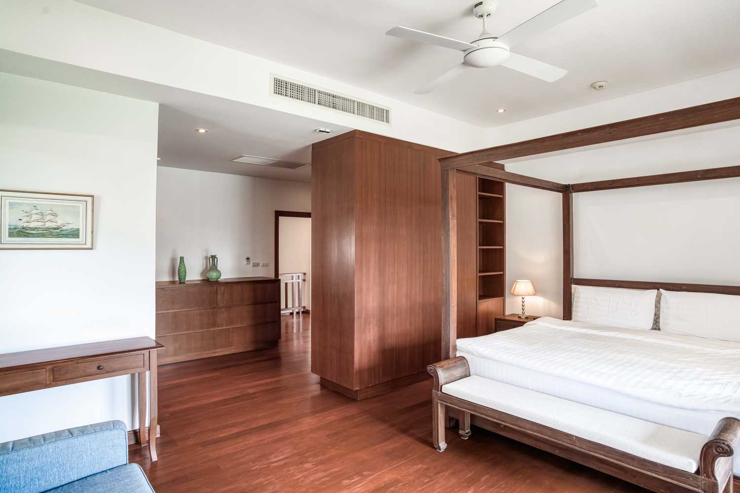 Property image - full photo 23