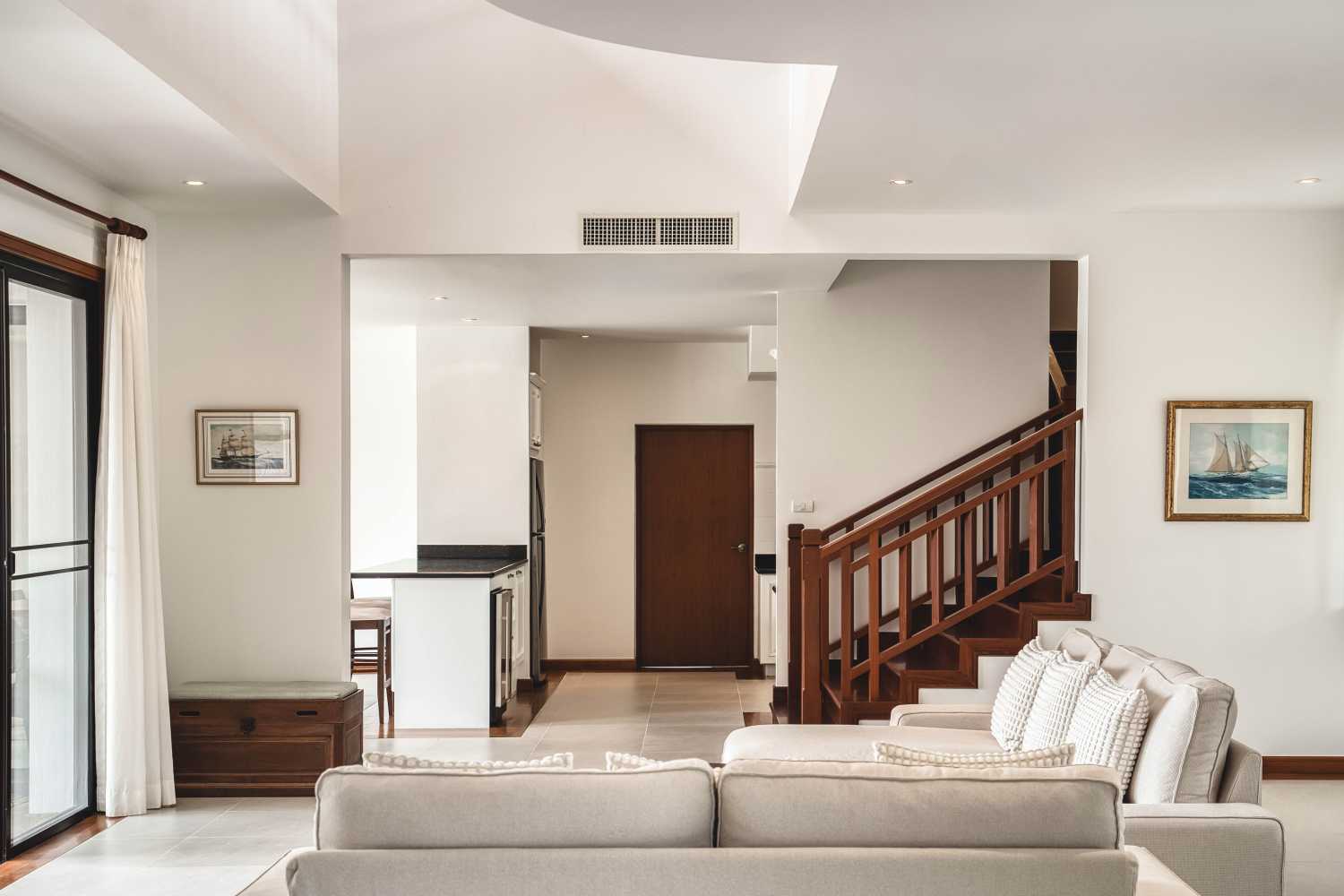 Property image - full photo 6