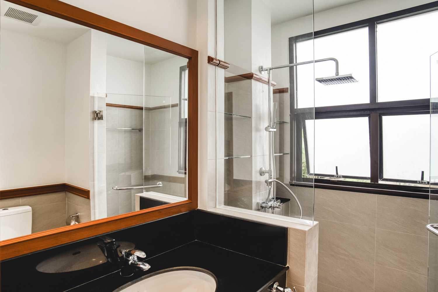Property image - full photo 27