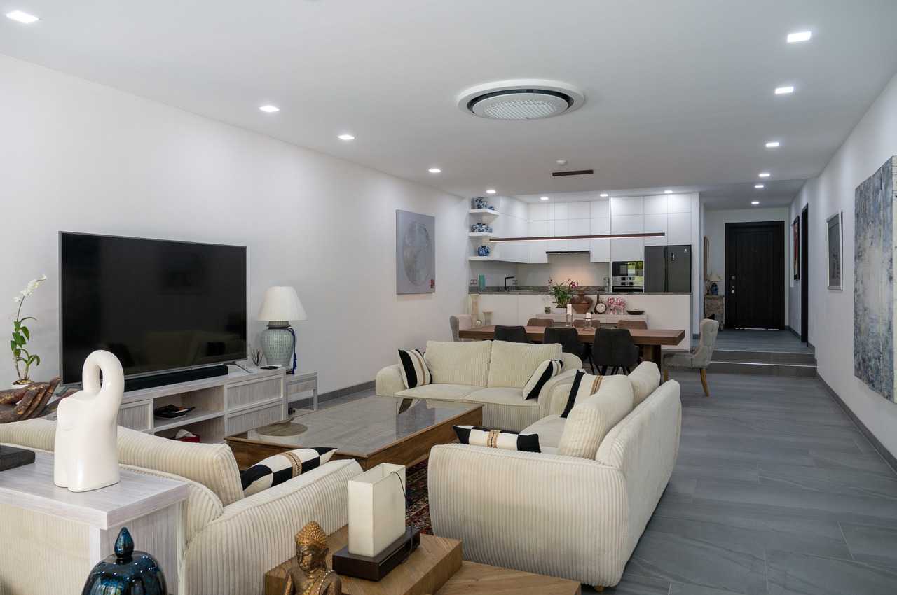Property image - full photo 5