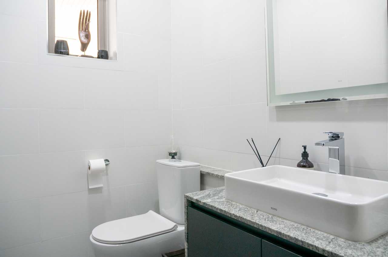 Property image - full photo 32