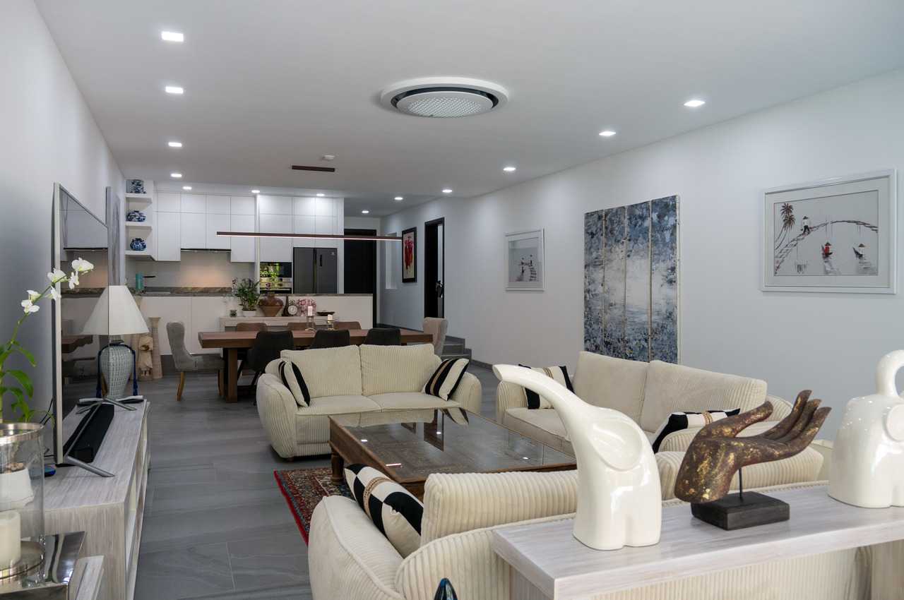 Property image - full photo 4