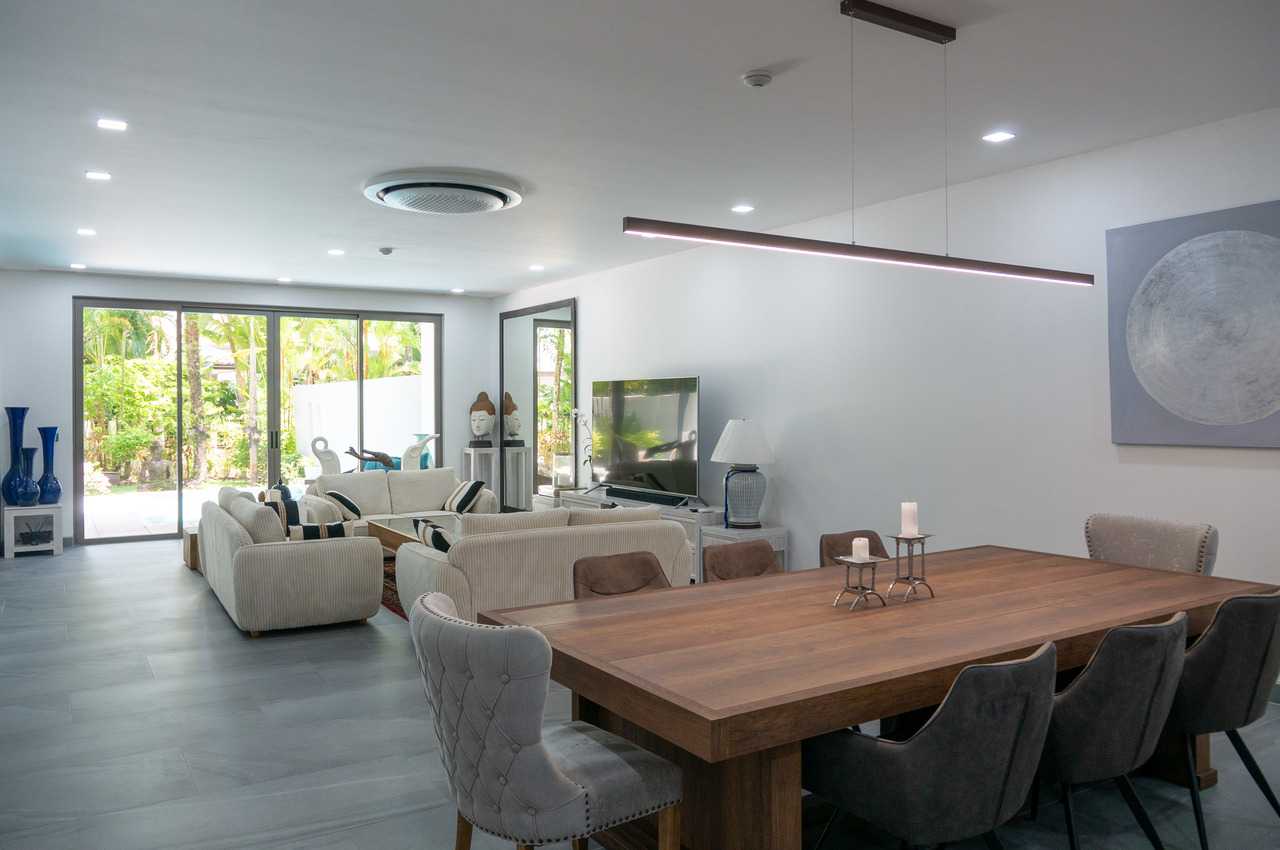 Property image - full photo 9
