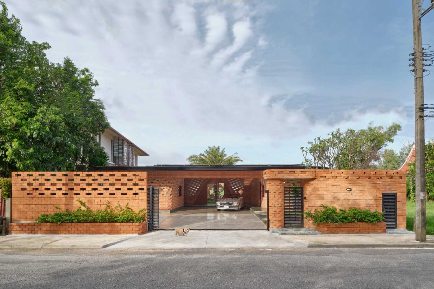 Property image - full photo 10