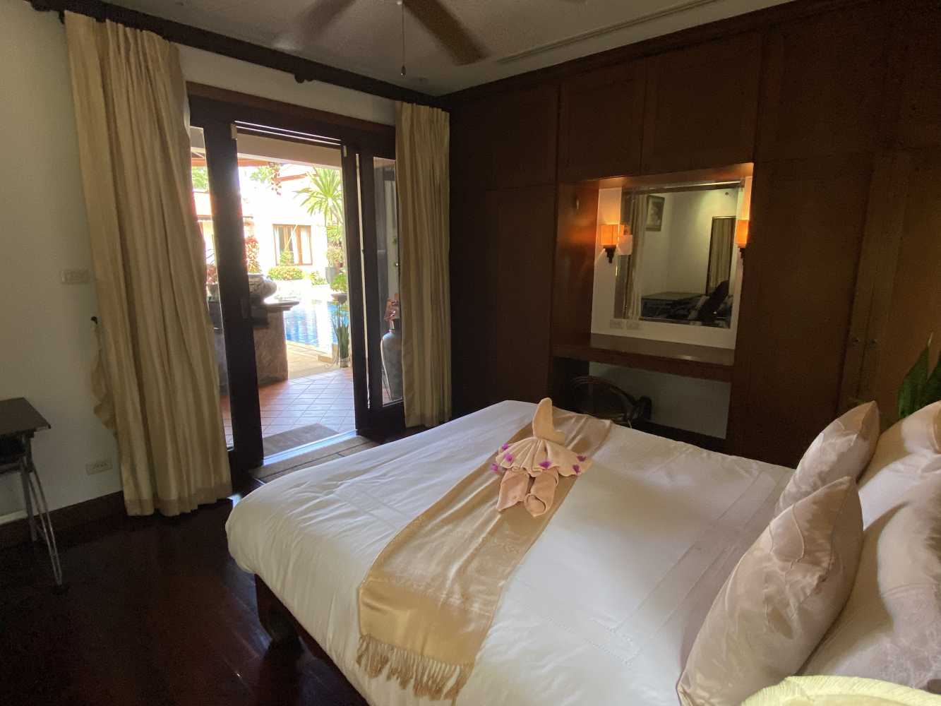 Property image - full photo 16