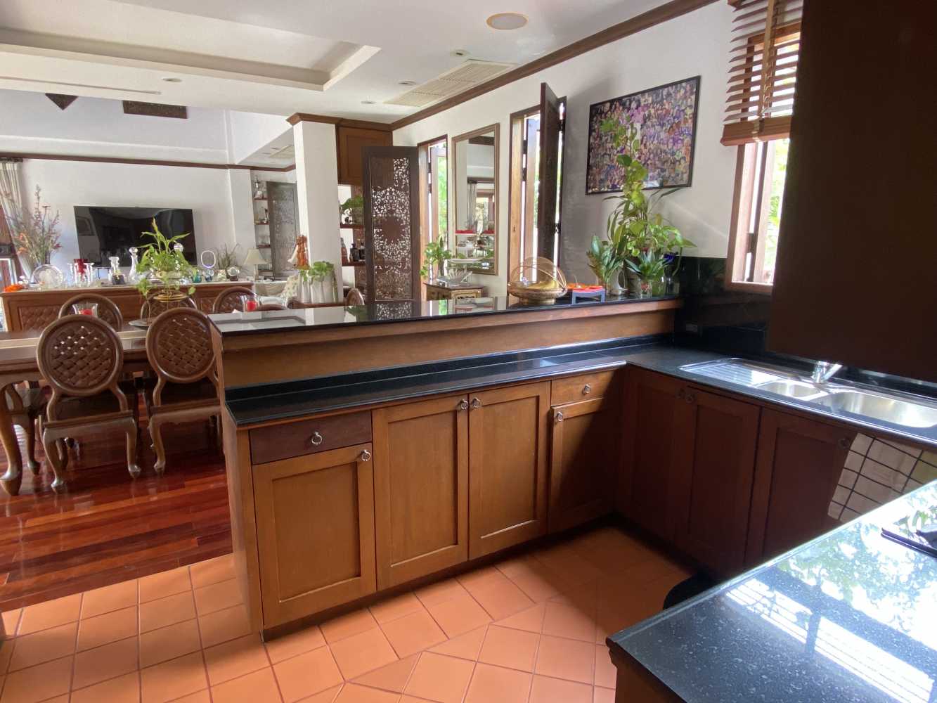 Property image - full photo 9