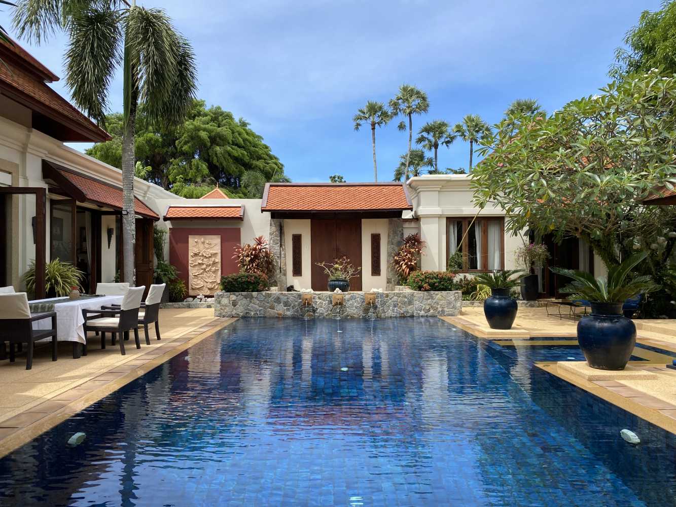Property image - full photo 1
