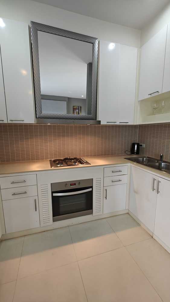 Property image - full photo 5