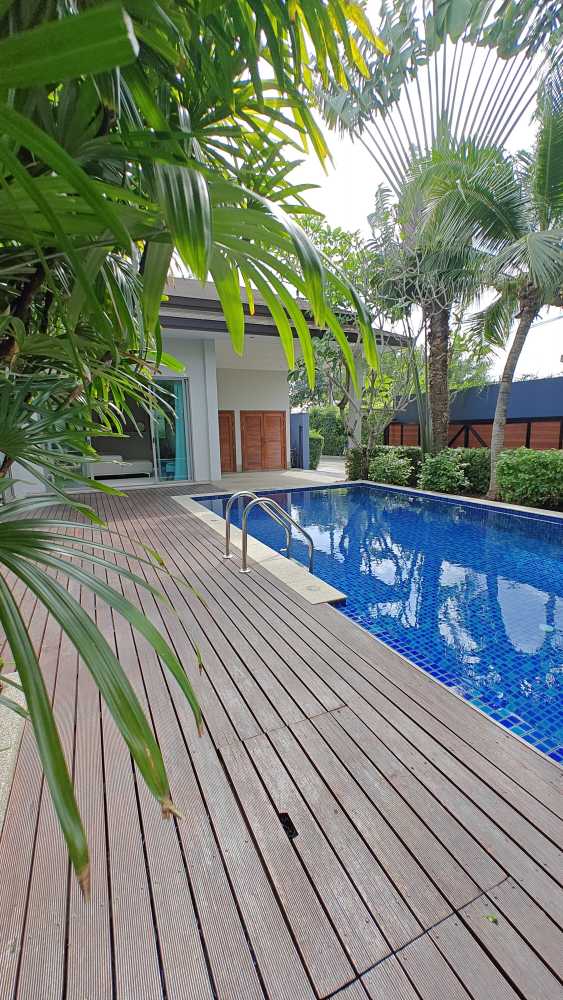 Property image - full photo 18
