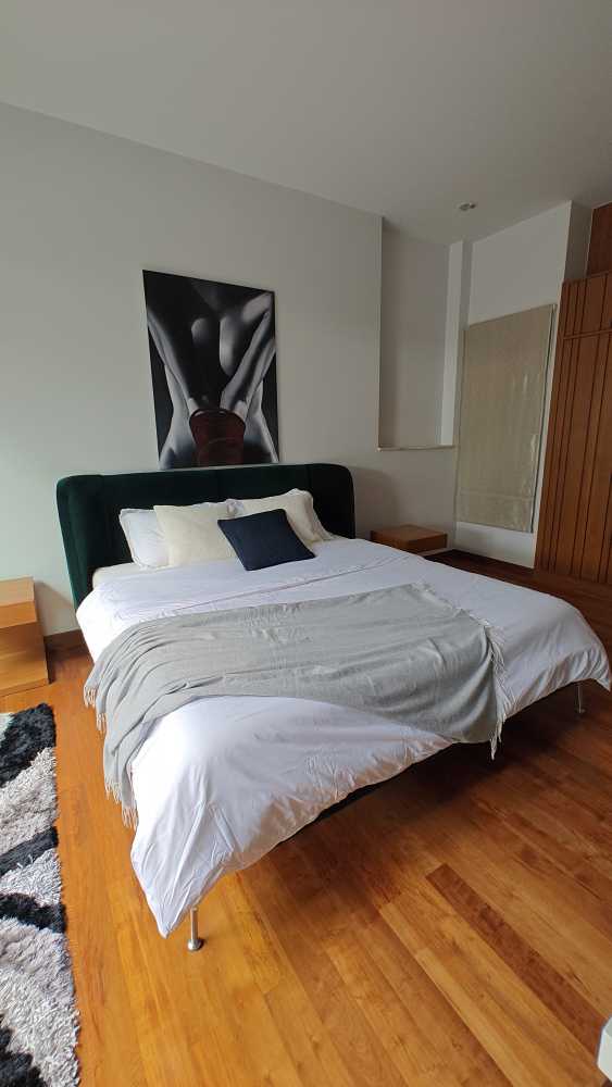 Property image - full photo 11