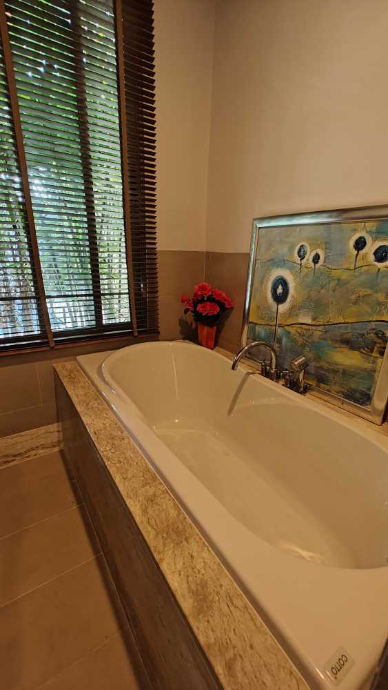 Property image - full photo 15