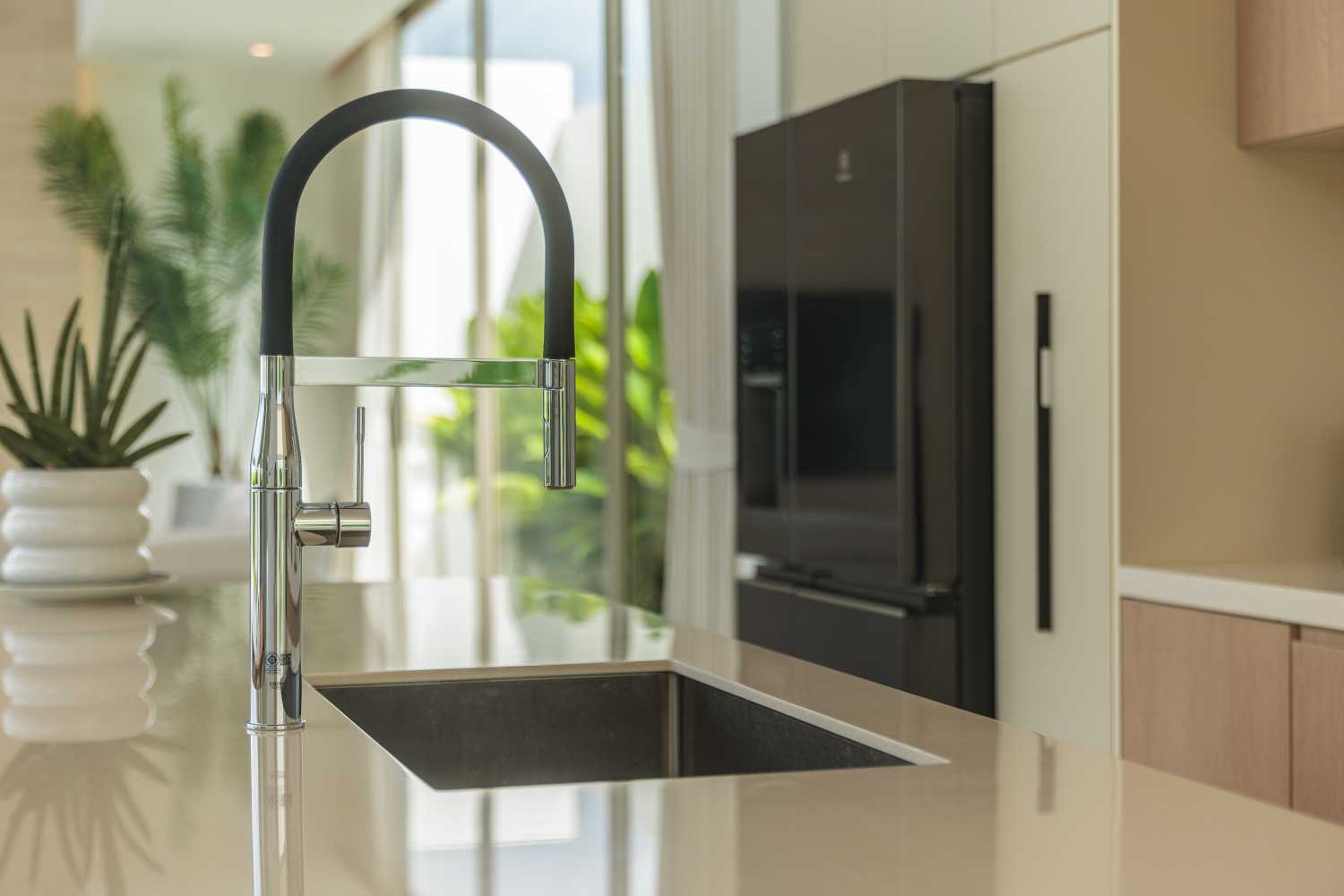 Property image - full photo 7