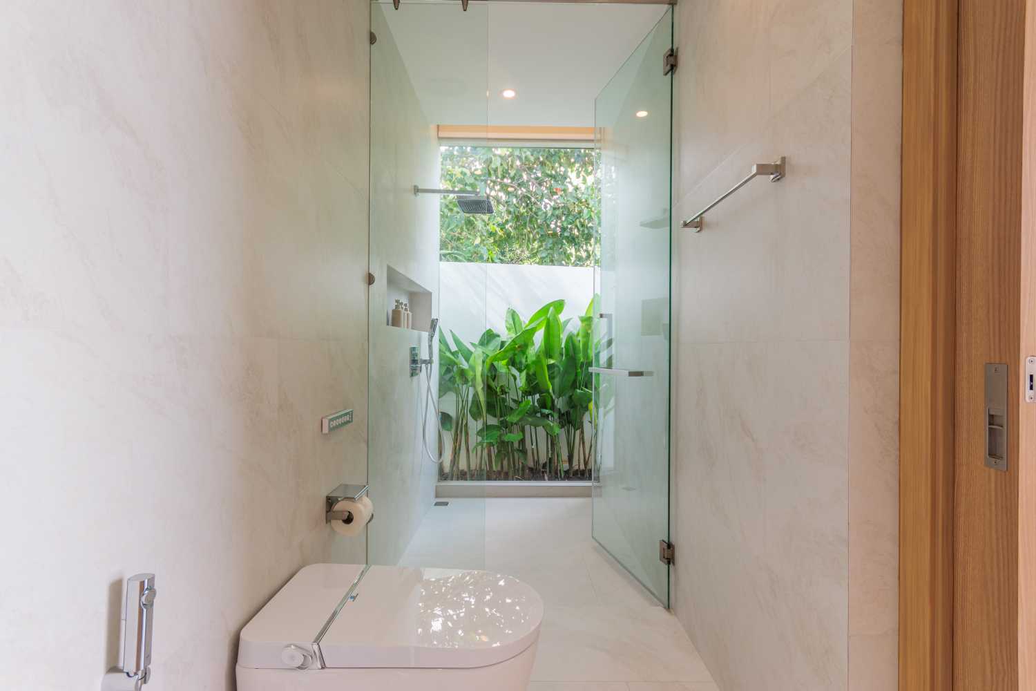 Property image - full photo 21